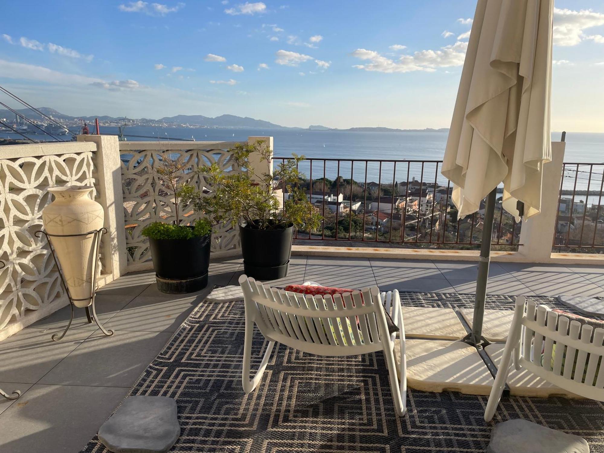 Superbe Terrasse Avec Vue Panoramique Sur La Mer Marseilles Exterior foto