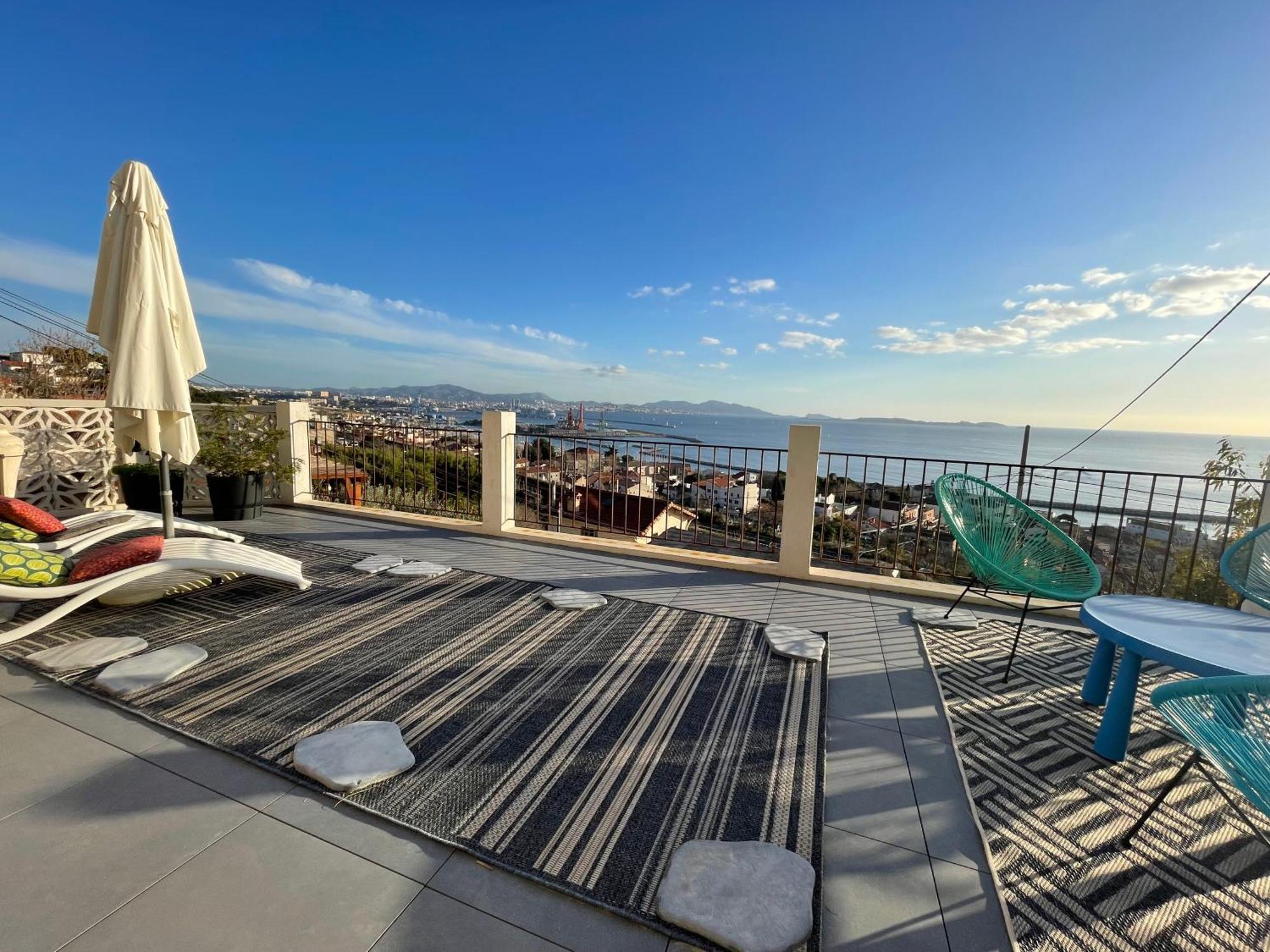 Superbe Terrasse Avec Vue Panoramique Sur La Mer Marseilles Exterior foto