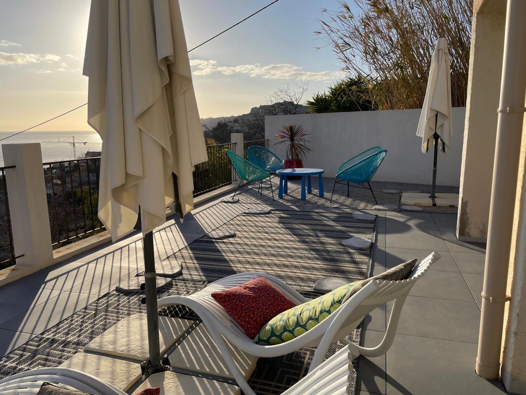Superbe Terrasse Avec Vue Panoramique Sur La Mer Marseilles Exterior foto