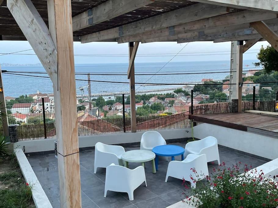 Superbe Terrasse Avec Vue Panoramique Sur La Mer Marseilles Exterior foto