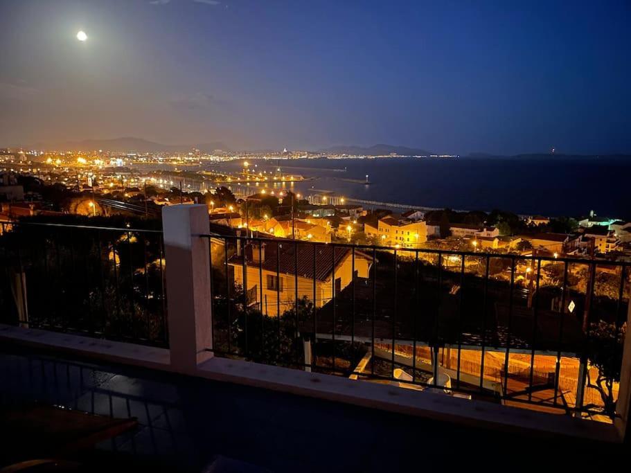 Superbe Terrasse Avec Vue Panoramique Sur La Mer Marseilles Exterior foto