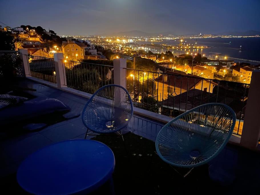 Superbe Terrasse Avec Vue Panoramique Sur La Mer Marseilles Exterior foto